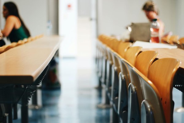 Impact de l'environnement professionnel sur la motivation des employés : une analyse détaillée